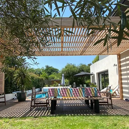 Villa Moderne Avec Piscine Chauffee -